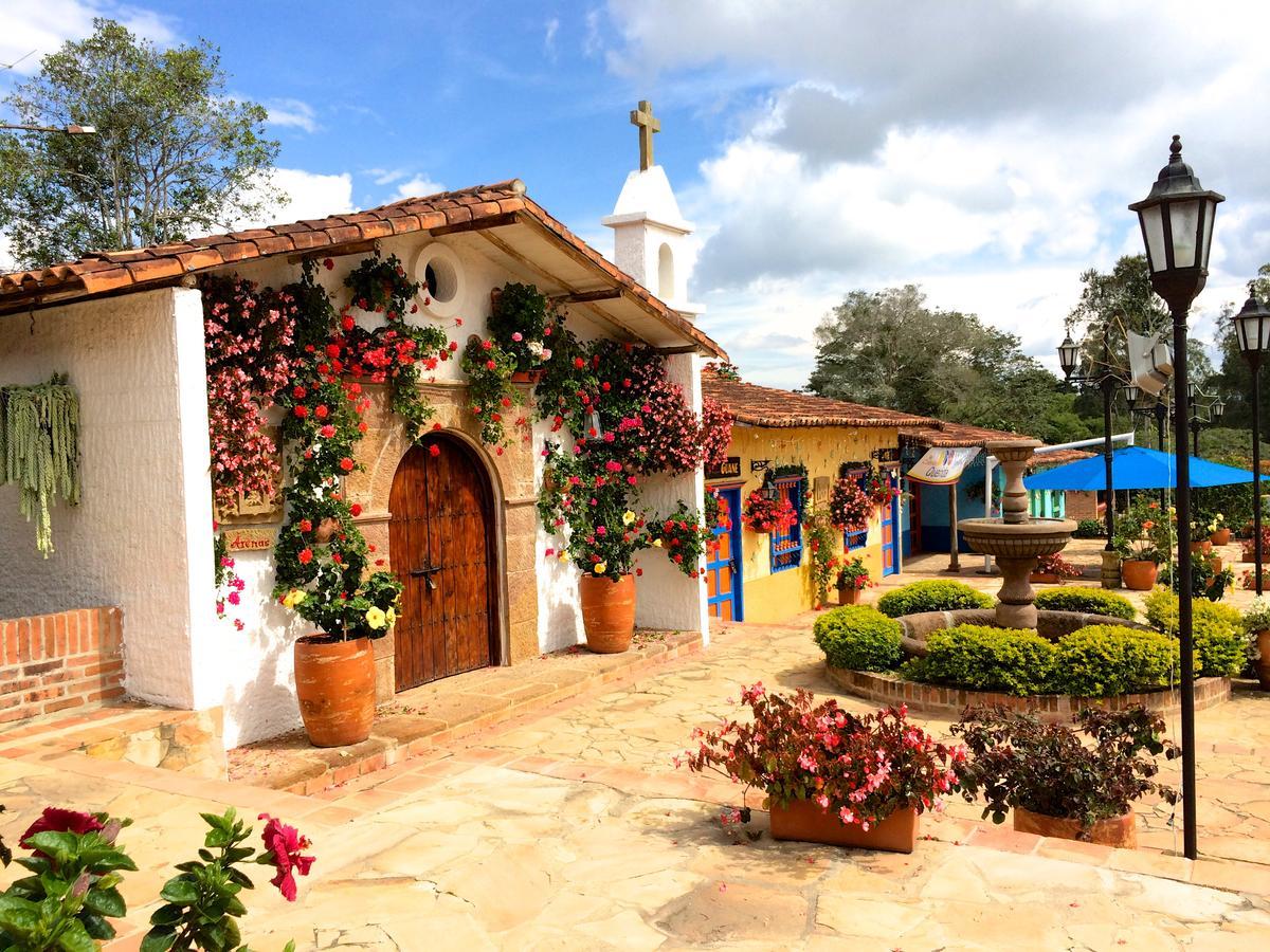 Cabanas La Carolina - Mesa De Los Santos Exterior photo